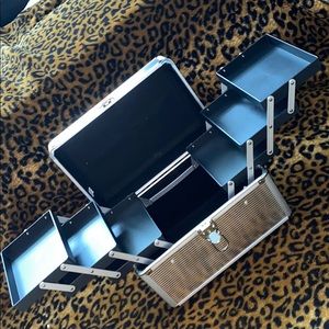 Makeup Box • Brand New !